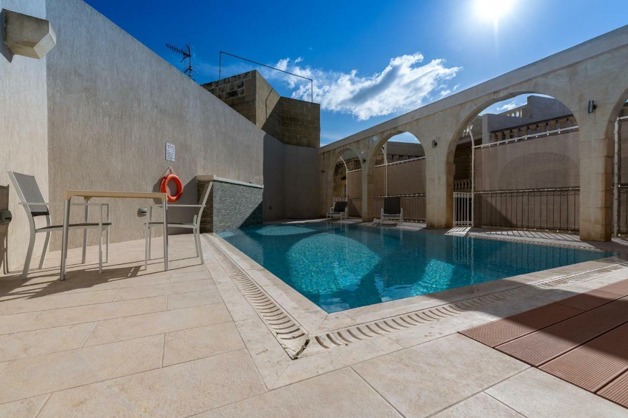 Zeppi'S Luxury Holiday Farmhouse With Private Pool Għarb 外观 照片